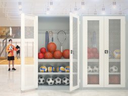 Skříň kovová SBM 212 pro sportovní potřeby