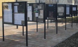 Dvoukřídlá vitrína jednostranná XXL60, hloubka 60 mm (2 modely)