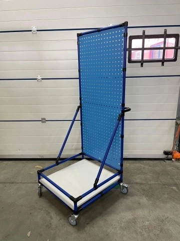 Metoda 5S v praxi: Jak zorganizovat úklidové vozíky pro maximální efektivitu